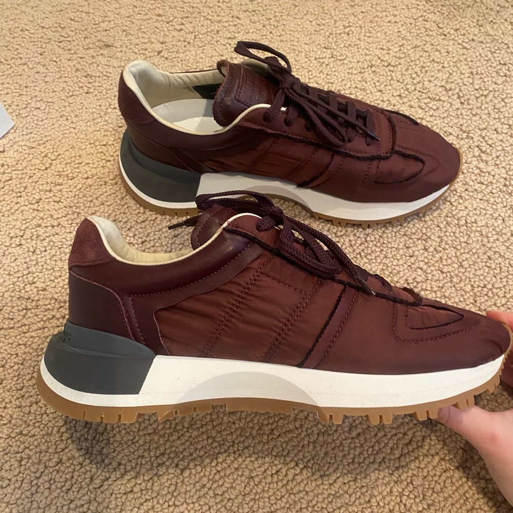 Maison Margiela 50-50 Burgundy Sneakers - Picture 5 of 9